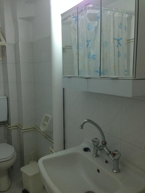 Noufara Hotel Kamena Vourla Room photo