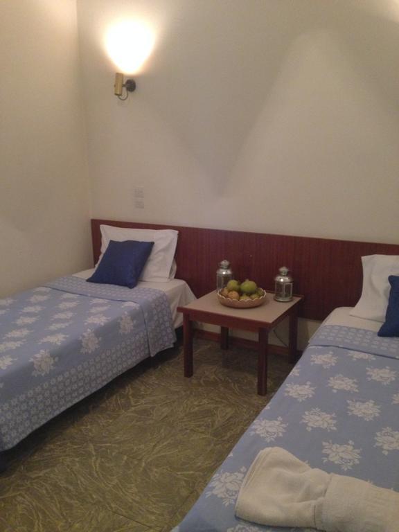 Noufara Hotel Kamena Vourla Room photo